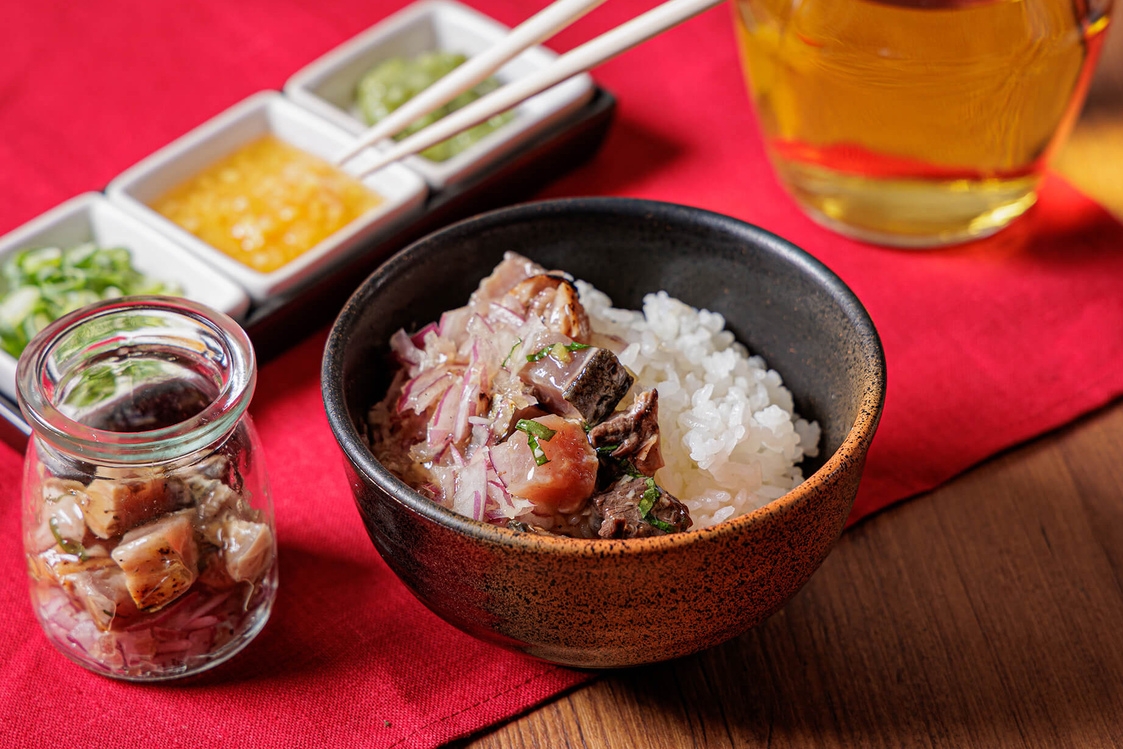 合格祈願！受験生応援！新大阪から2駅！江坂駅前の安心ステイ！豪華9品合格御膳と朝食バイキング付き