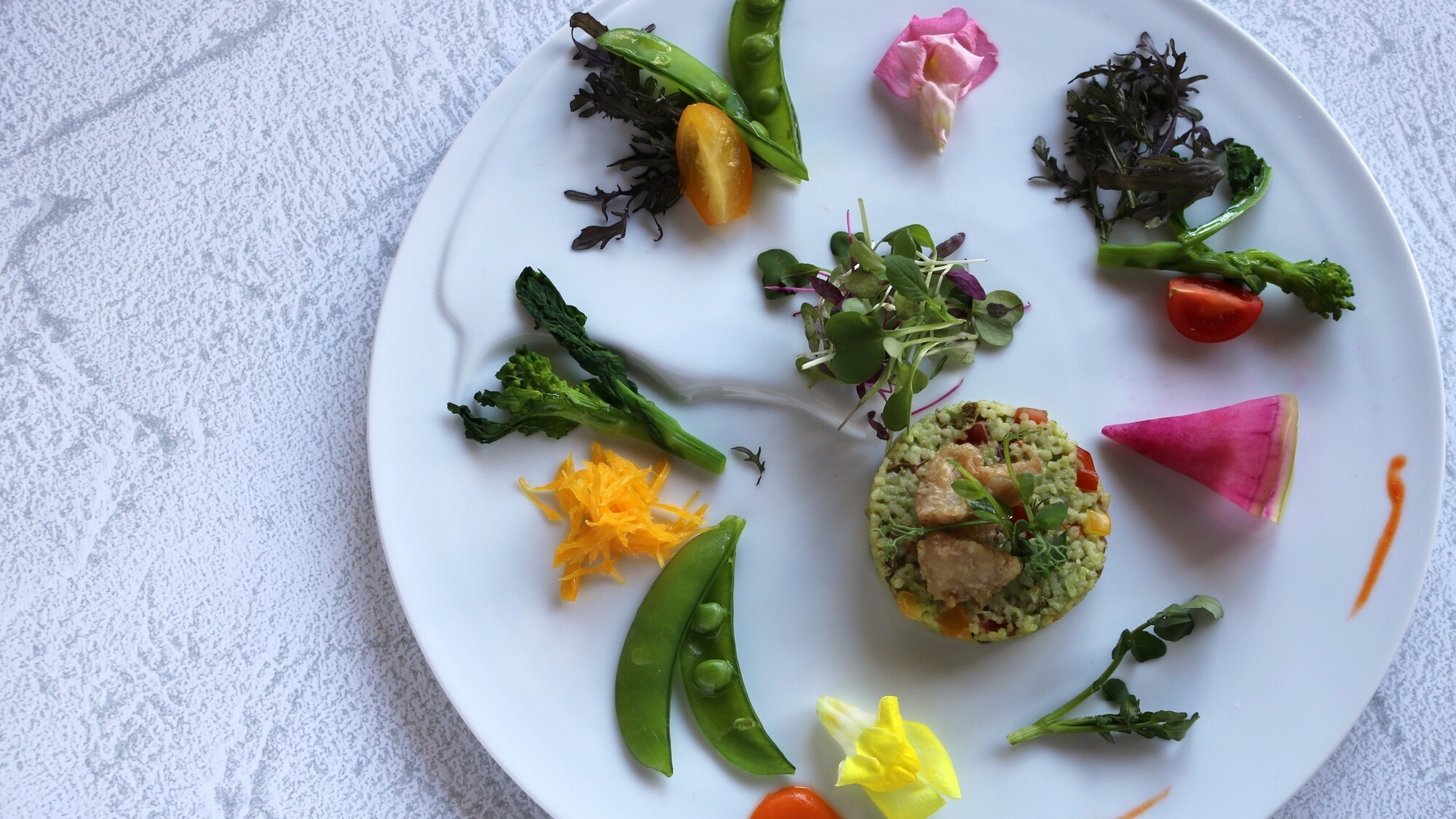 ＜季節のフレンチ＞◇夕食は地産地消のフレンチフルコースで優雅に◇遊び放題リゾートパスポート付き