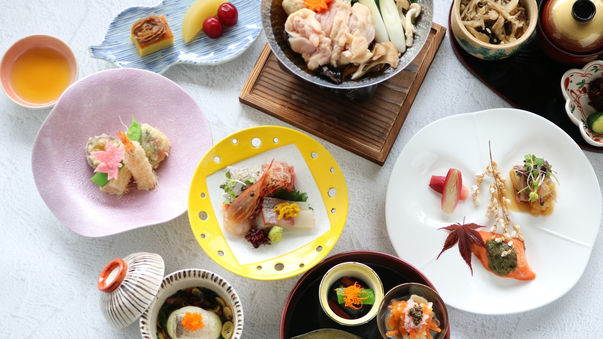 ＜季節の和食＞◇夕食は和食のコース料理で贅沢に◇遊び放題リゾートパスポート付き