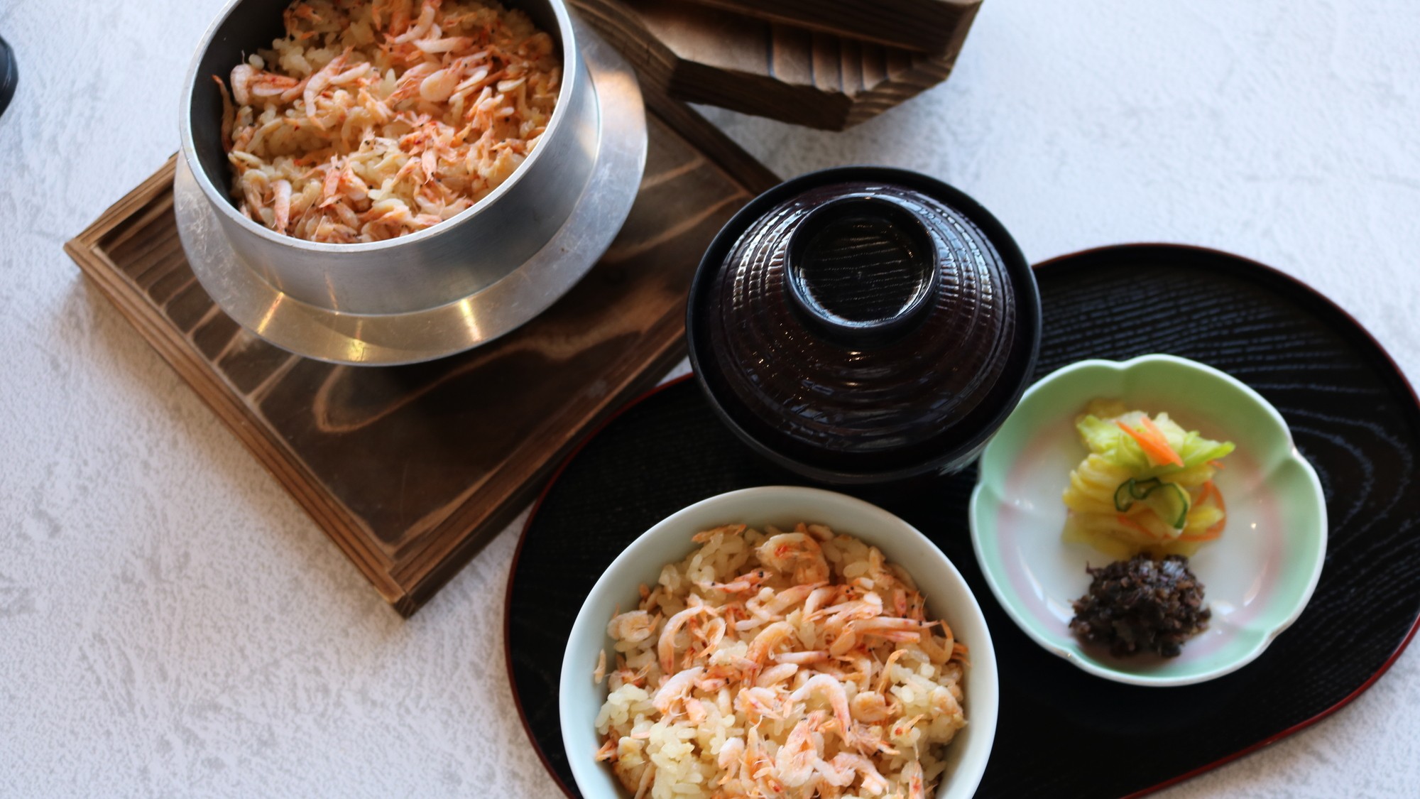【和食コース】桜海老の釜めし