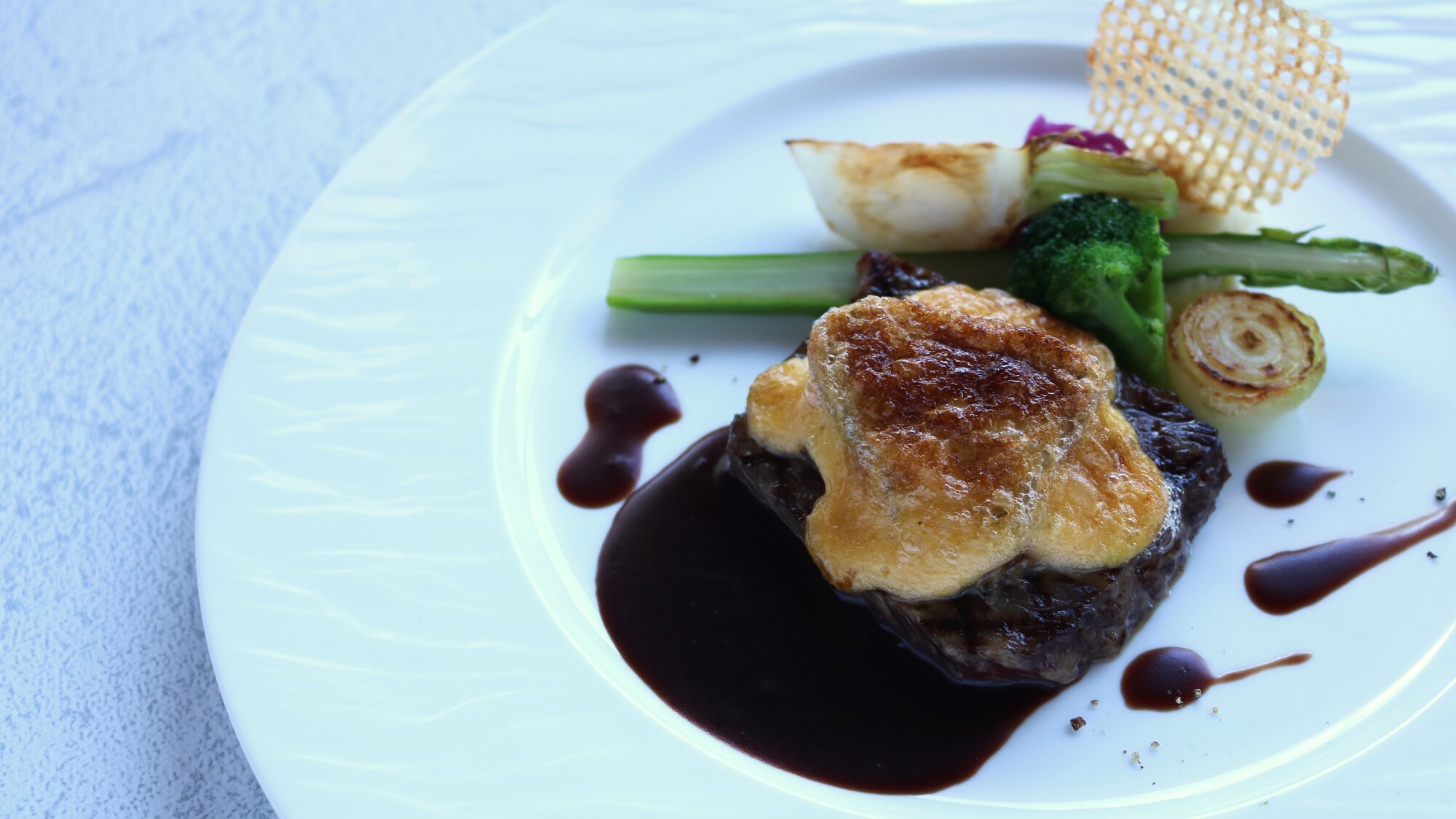 【フレンチコース】上州牛のグリエ 地茸のデュクセルとフォアグラのオルロフ