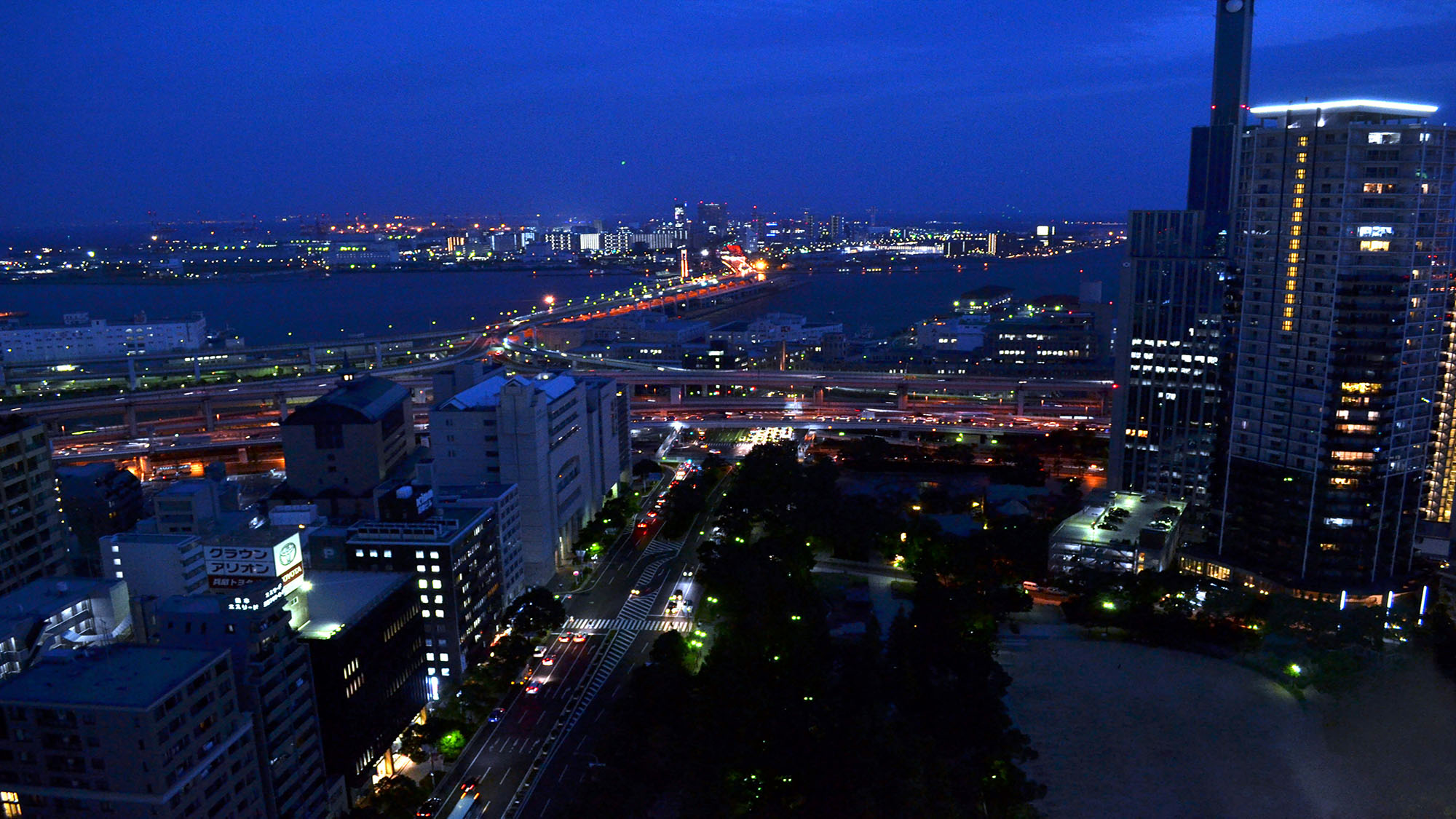 神戸市庁舎からの眺望
