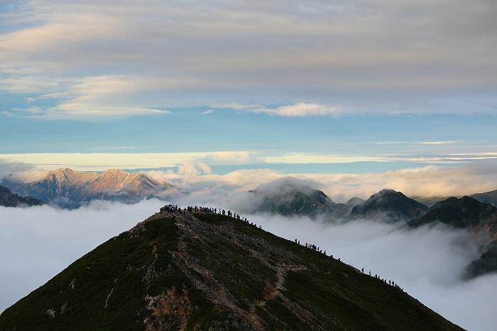 【北アルプス登山】爺ヶ岳・鹿島槍・白馬・裏銀座へ好アクセス！天然温泉の宿で挑む名峰ピークハント
