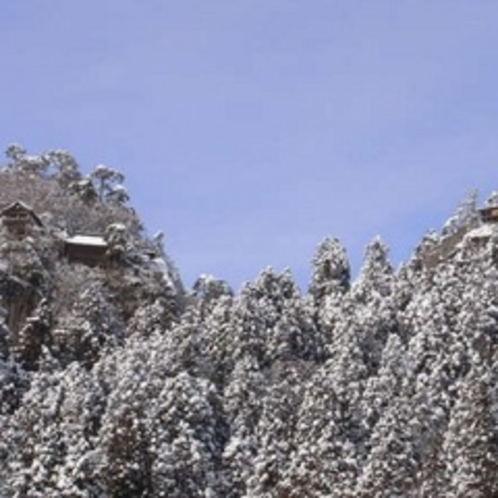 山寺の雪景色。当館から車で１５分。   