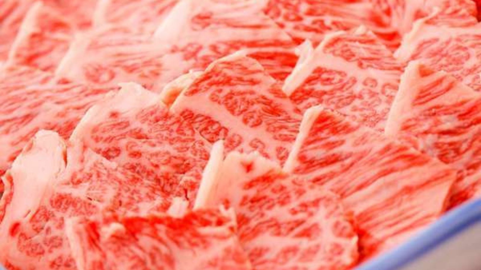 【直前割】空いていたらラッキー♪国産霜降牛＆各種アルコールを最大120分食べ飲み放題！＜2食付＞