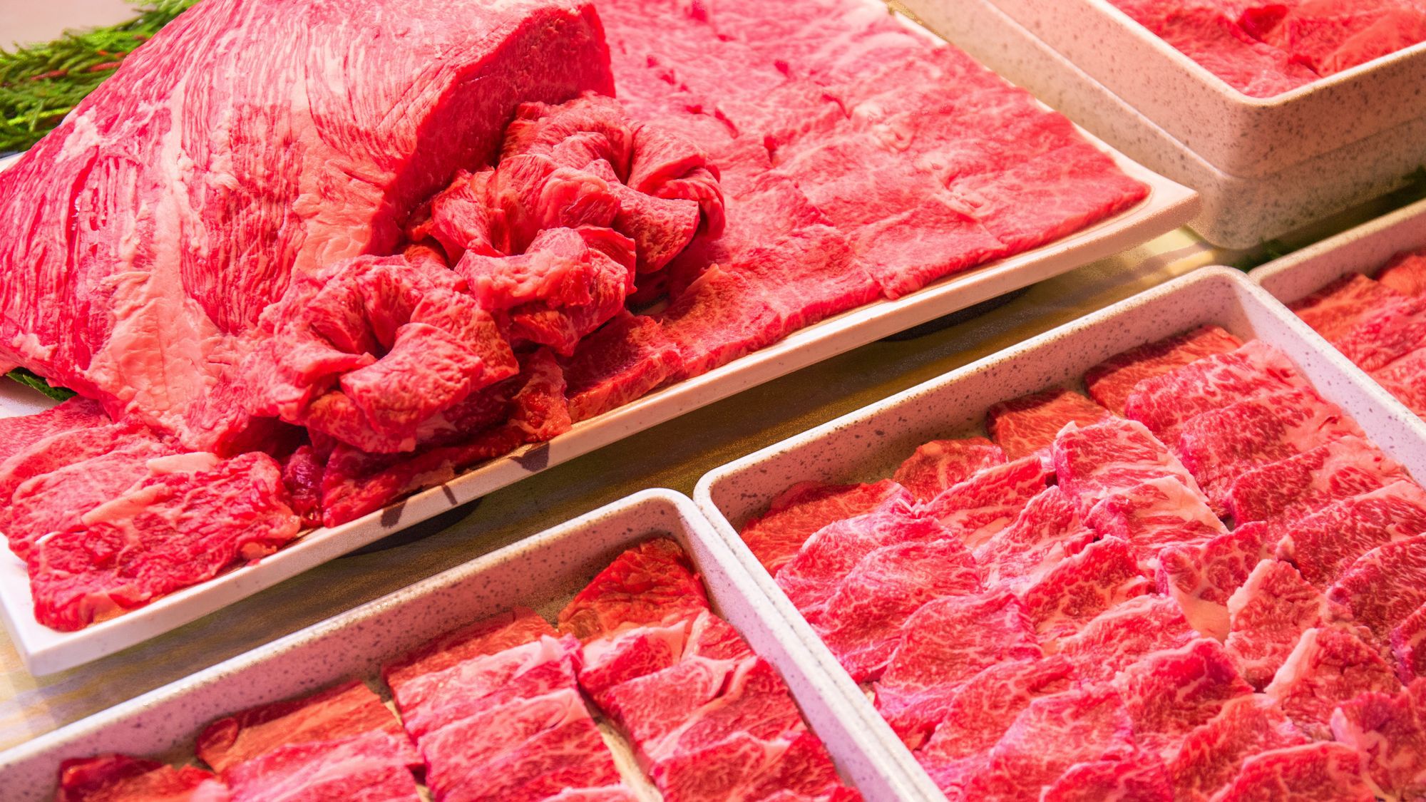 国産霜降り牛食べ放題＆飲み放題　豪華バイキングプラン