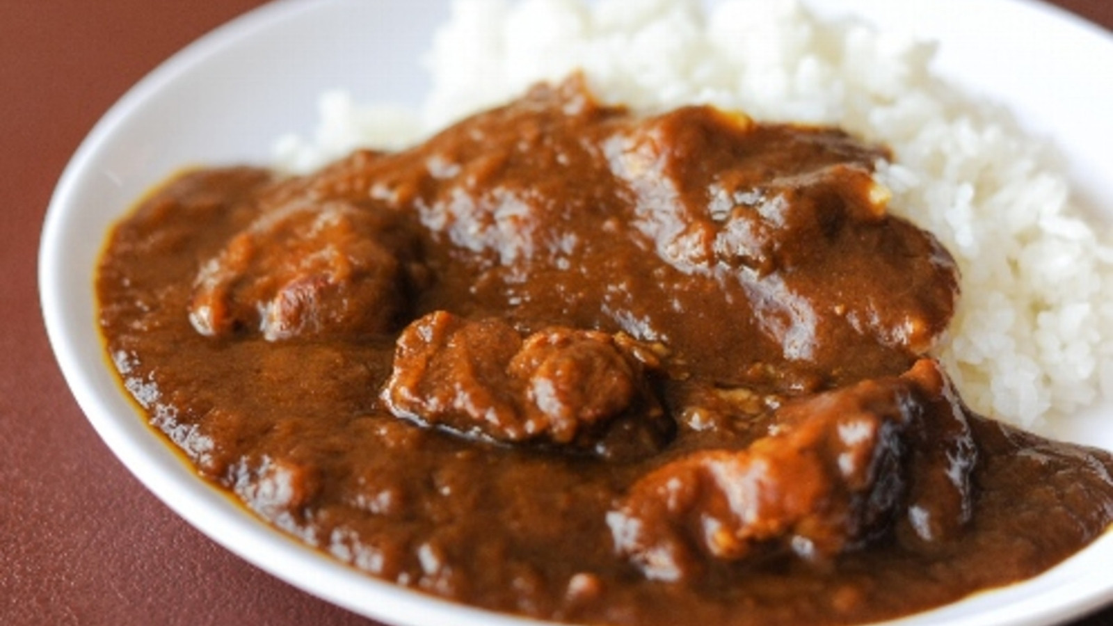 隠れ人気メニューあか牛カレー