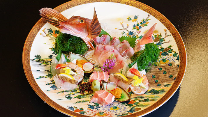 【美食アップグレード】料理長自慢の地魚懐石　泊まれる料亭で味わう旬の贅沢