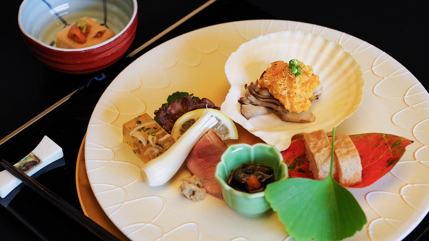 【美食アップグレード】料理長自慢の地魚懐石　泊まれる料亭で味わう旬の贅沢