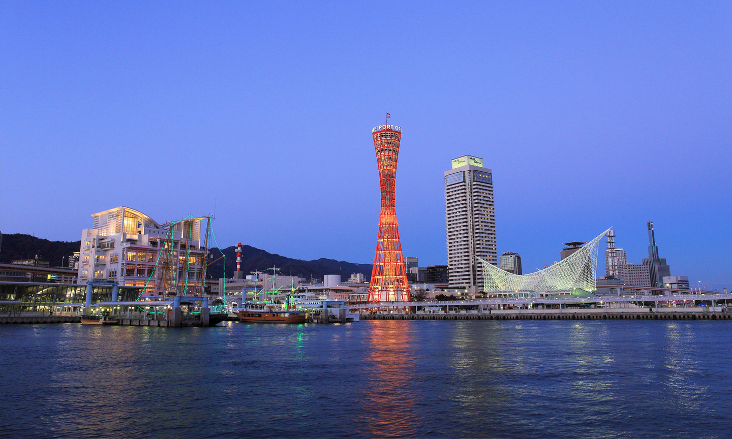【万博】【早期割３０／素泊まり】あらゆる旅の目的を叶える最高の立地◇JR三ノ宮駅から徒歩５分