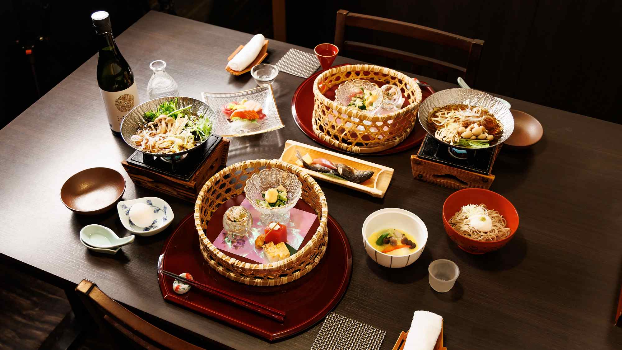 季節のお料理を、ゆっくりお楽しみ下さい。