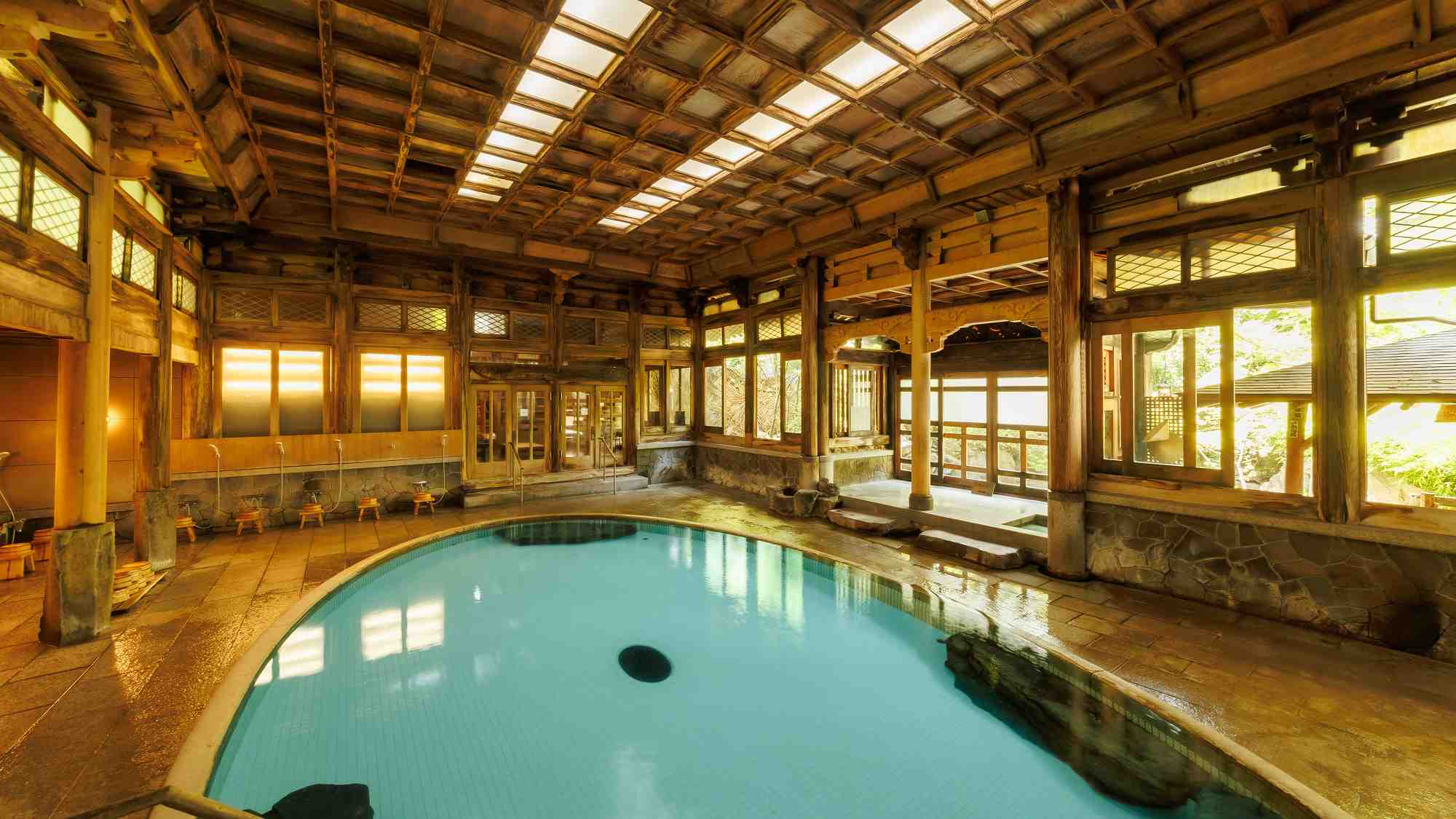 登録有形文化財「桃山風呂」内風呂