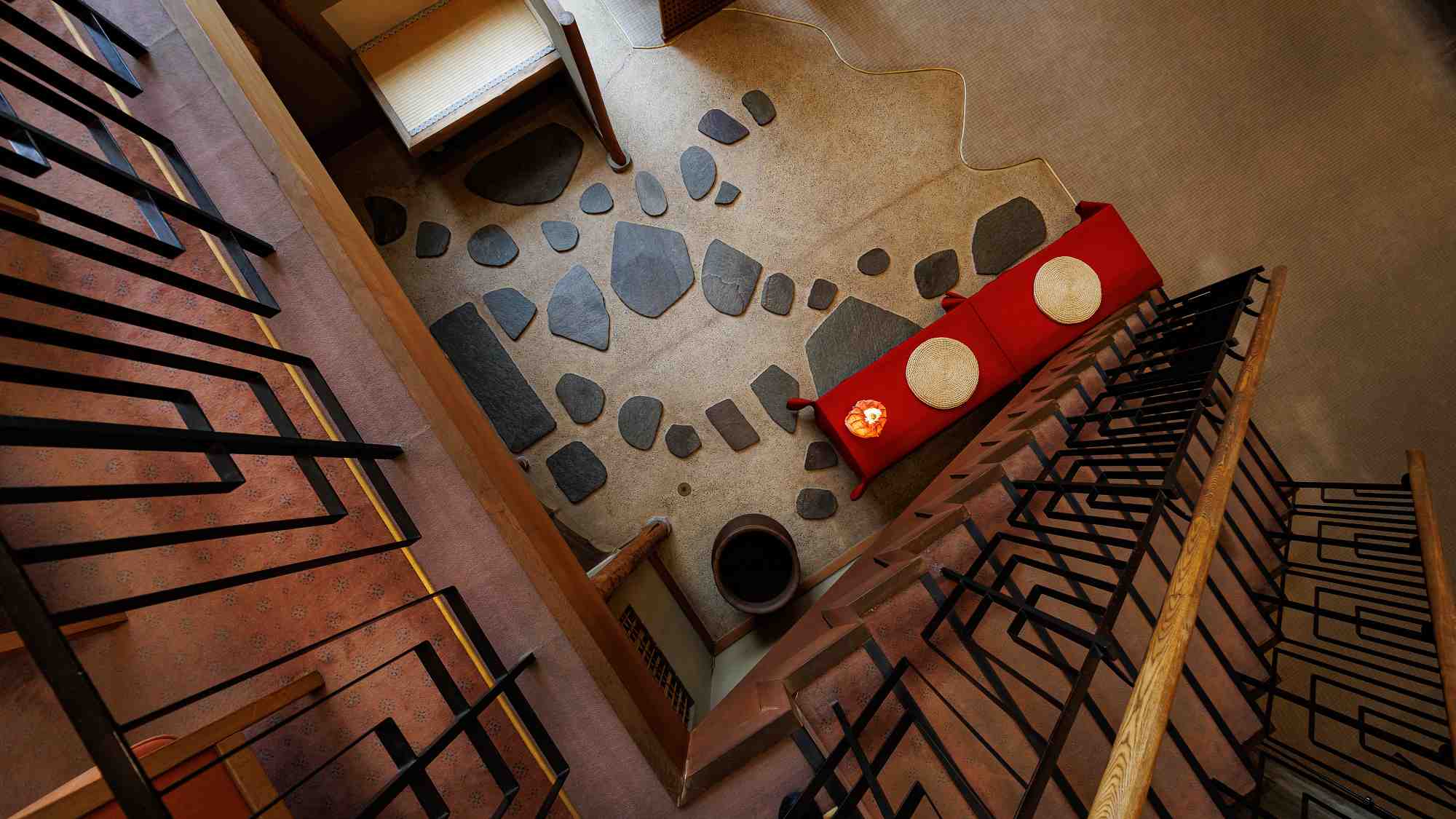 レトロ＆モダンのロビースペース