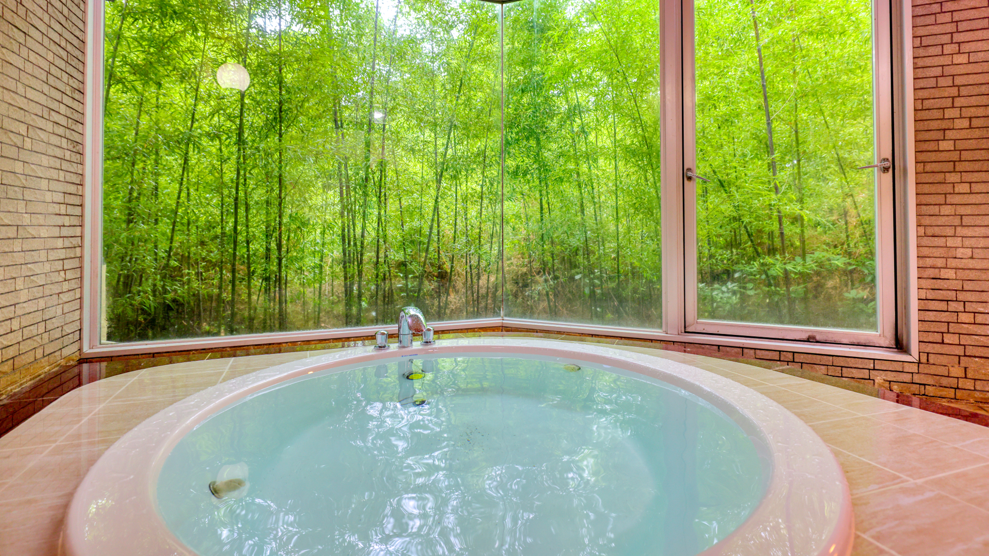 【貸切風呂一例】内風呂（マイクロバブル）