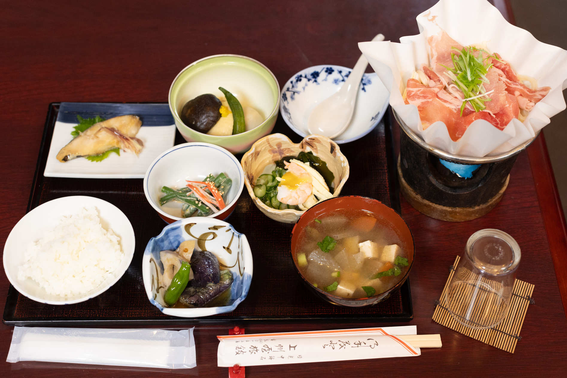 【神橋まで徒歩3分・日光東照宮まで徒歩圏内】日光門前メイン通り沿い｜1泊2食付