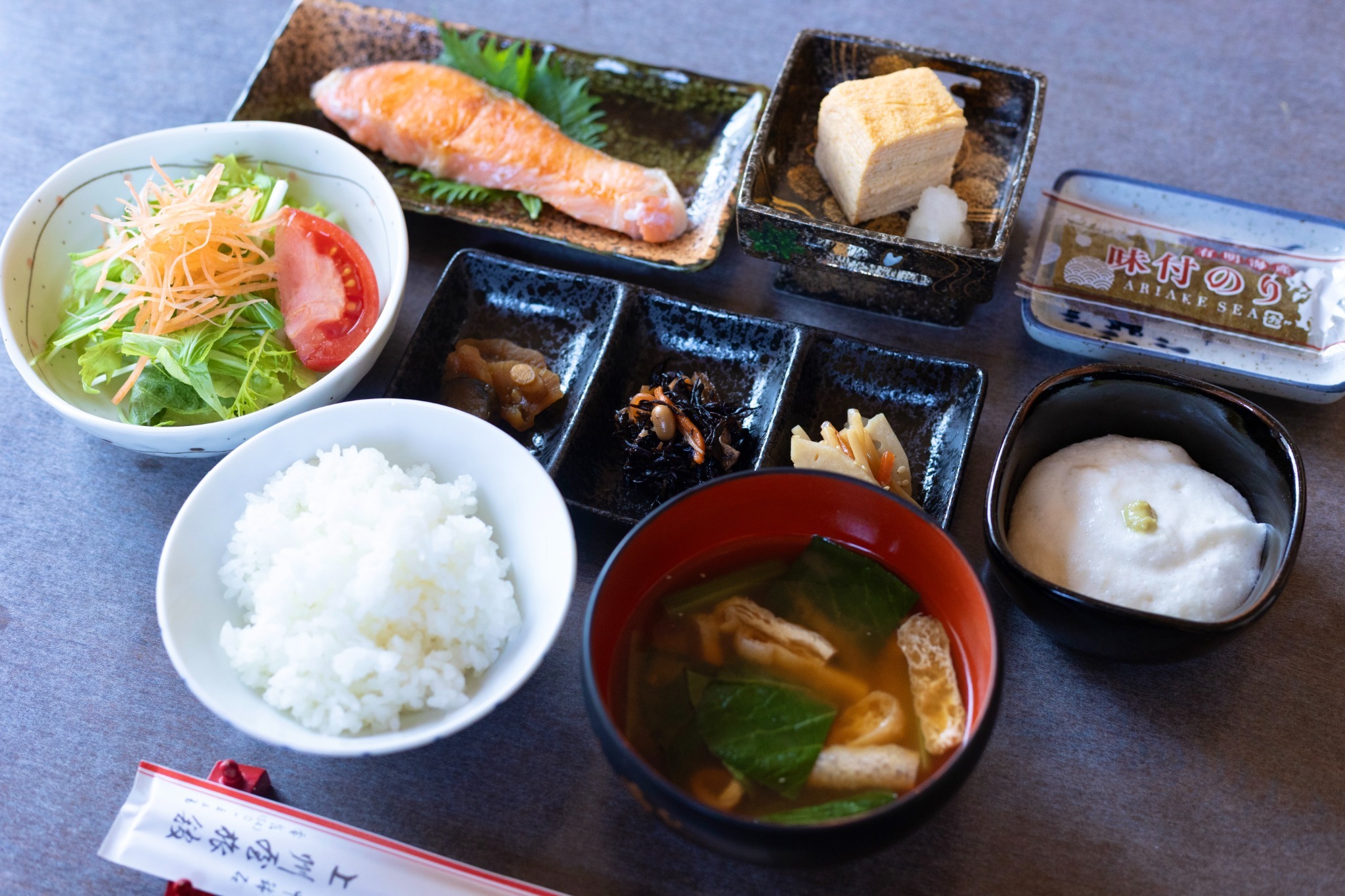 朝食