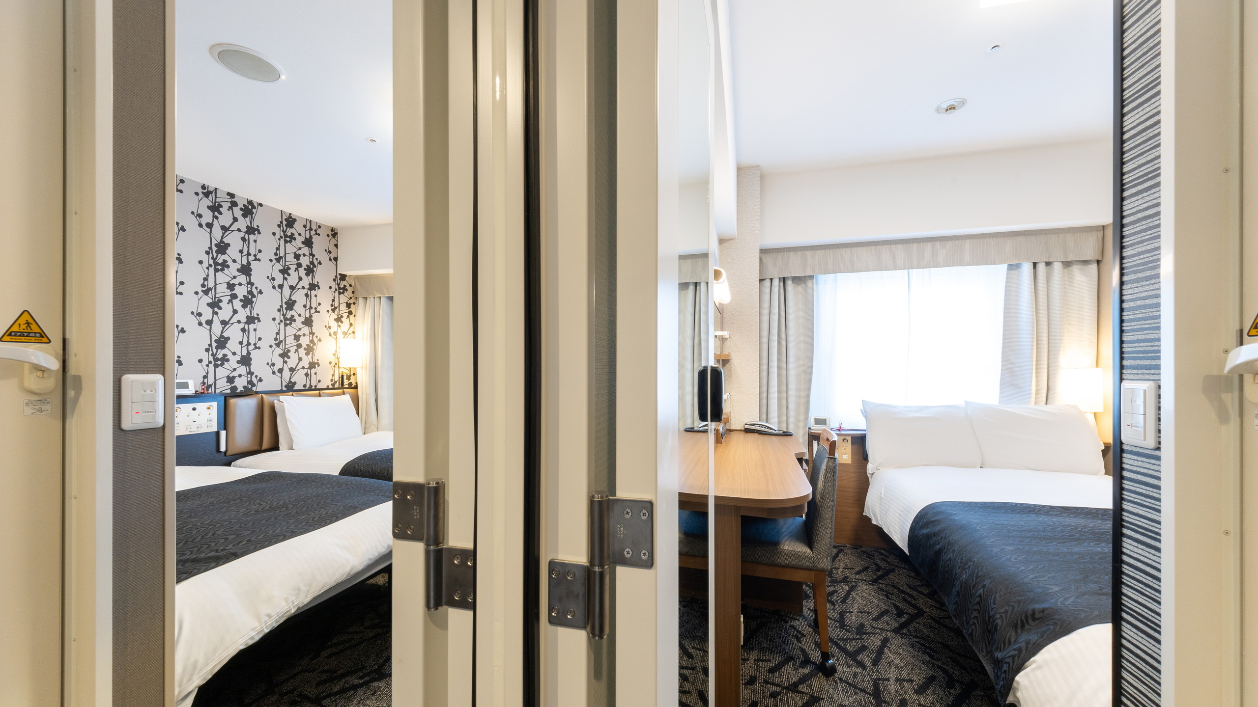 【セミダブル✕ツイン】コネクトトリプルルーム