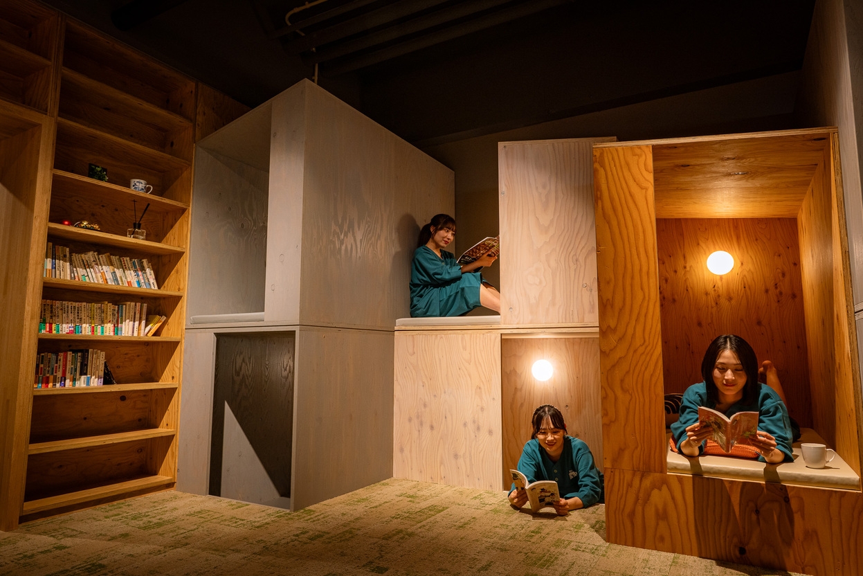 【夕朝食付】★標高1，000mの高原リゾート　館内施設「MONE」利用付｜温泉＆ラウンジ満喫プラン