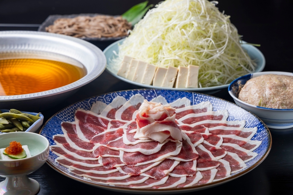 【ヘルシー×高栄養価】鴨すきと美肌の湯で癒される宿泊プラン