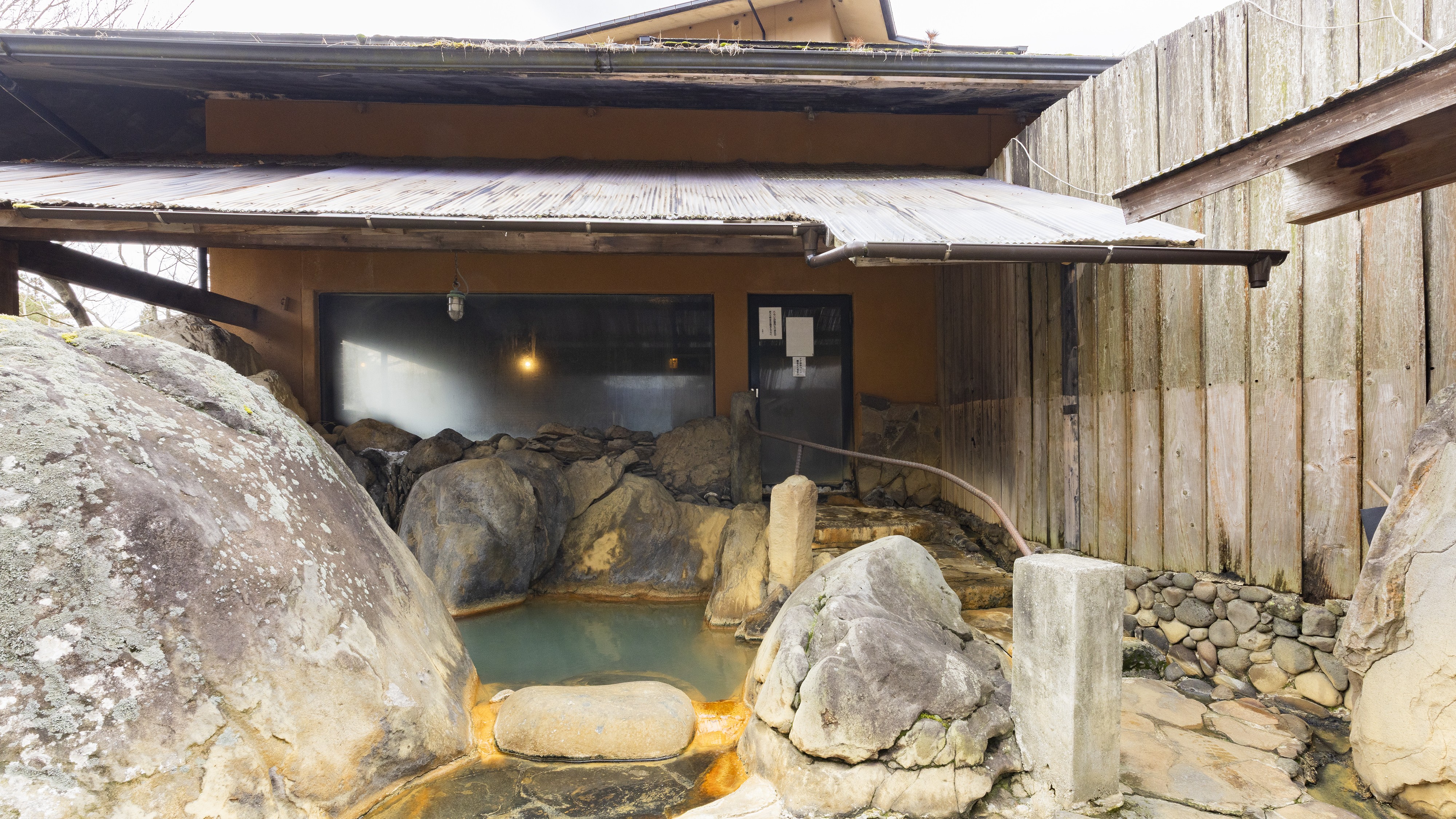 ホテル大浴場＿男湯