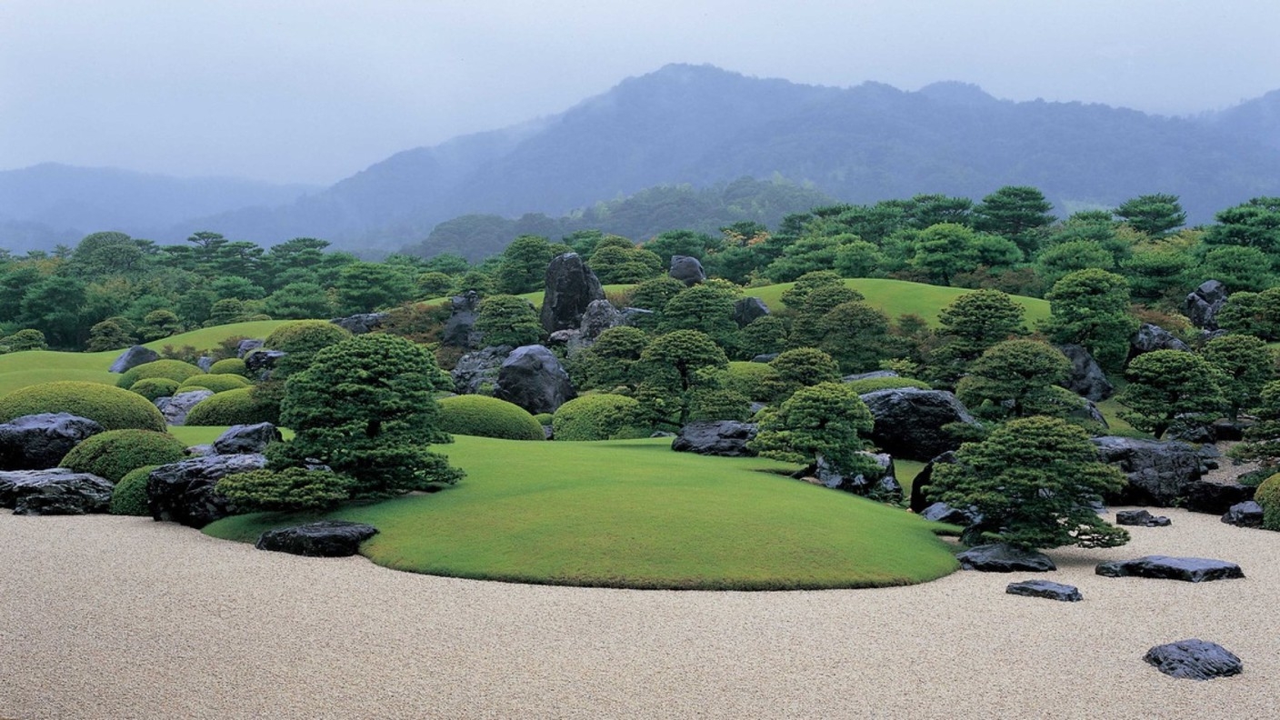 【足立美術館入館引換券付き】〜日本一の庭園を誇る美術館〜 朝食付き　