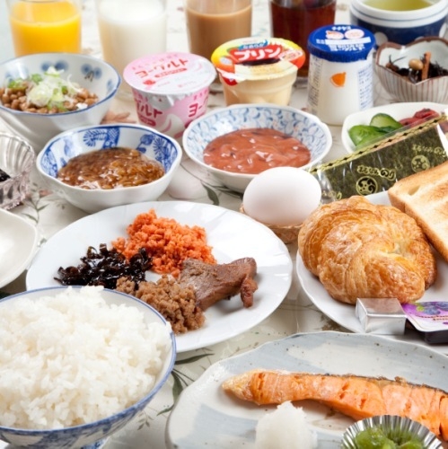 【スタンダード】朝食付き♪＜日替わり＞　　　　　　　　　（バスタオル・浴衣付）　全室Wi-Fi完備！