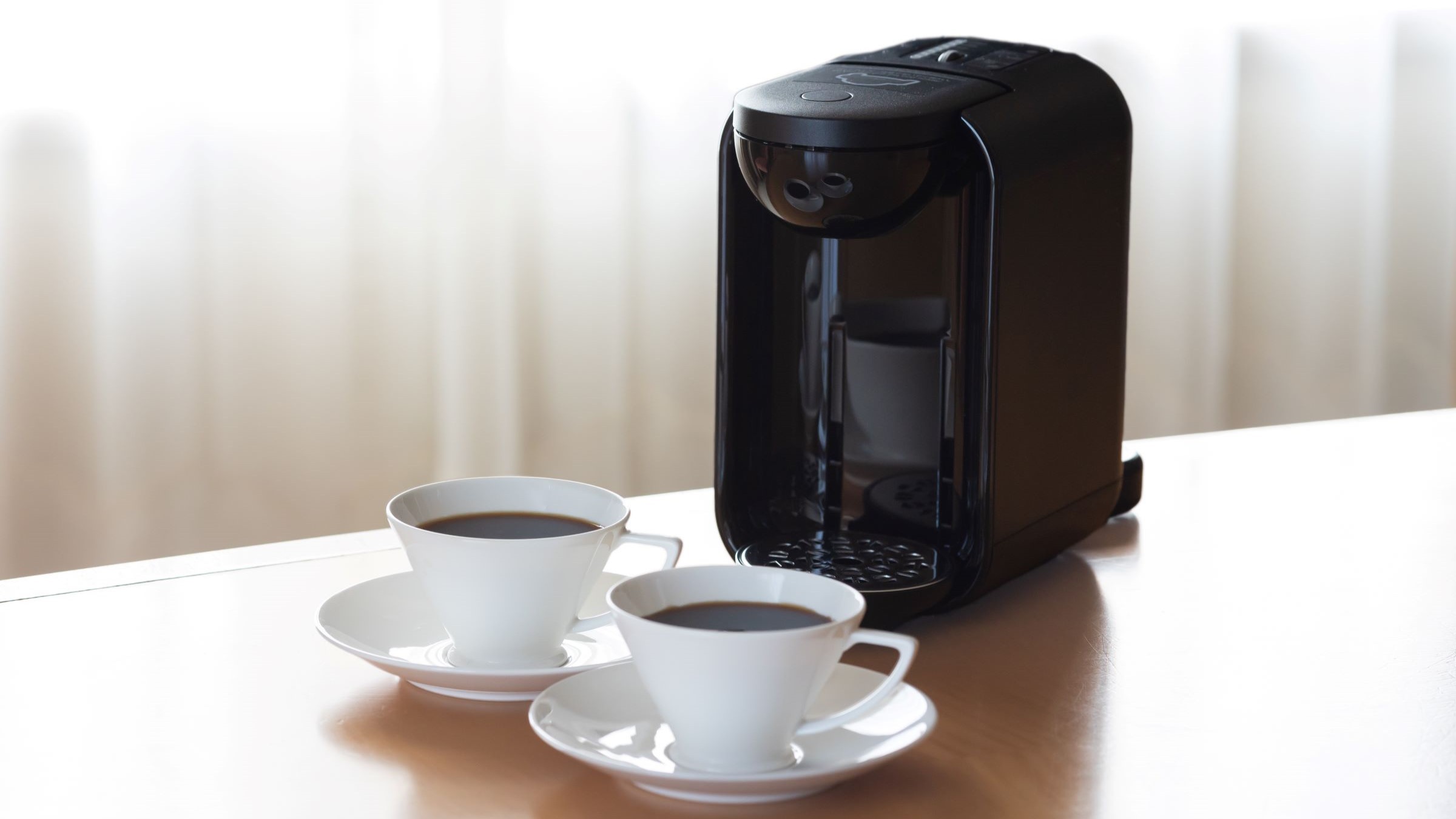 プレミアフロアのデラックスツインにはコーヒーマシンをご用意しております（無料）