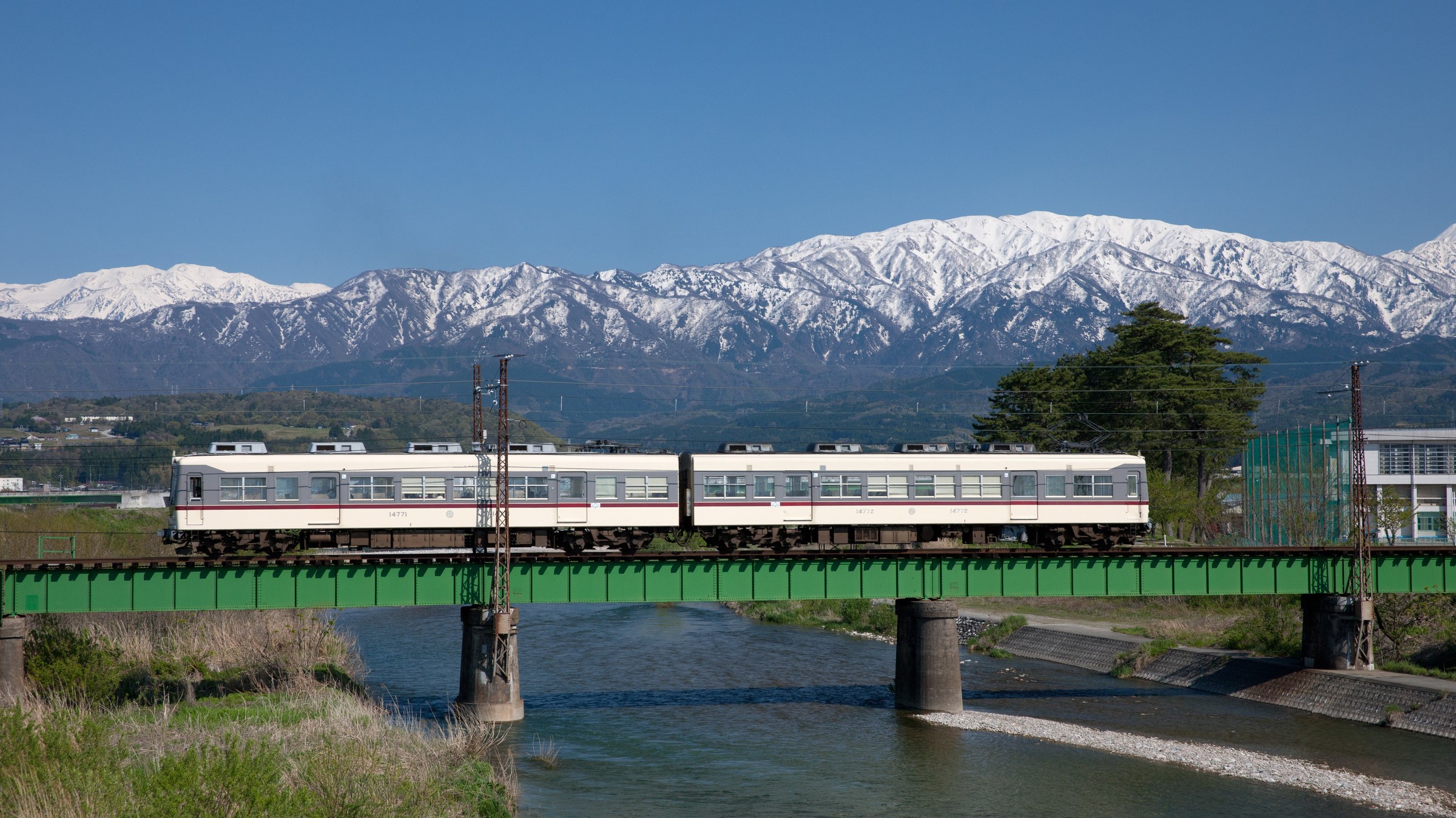 富山鉄道