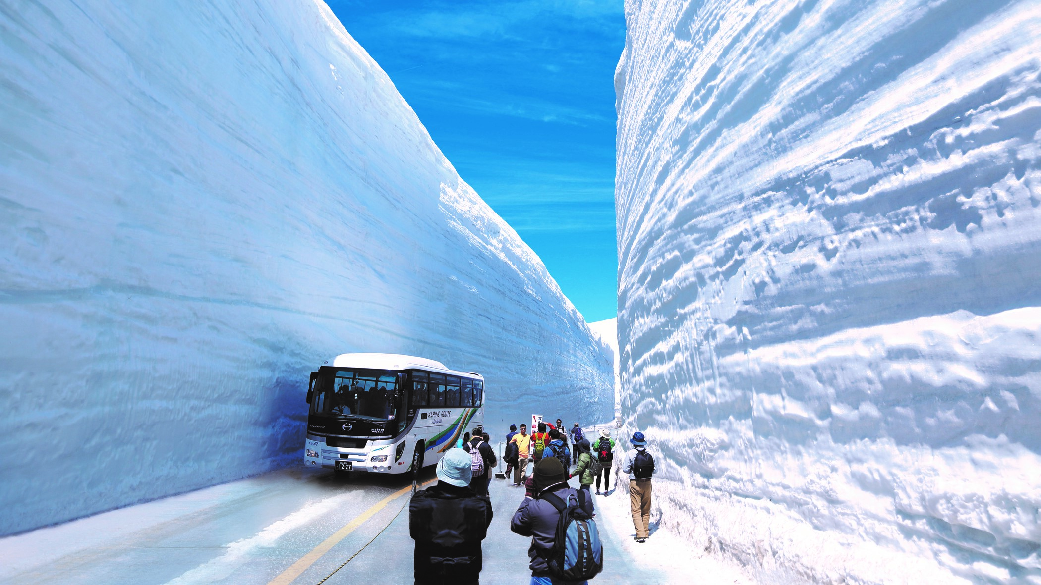 立山黒部・雪の大谷