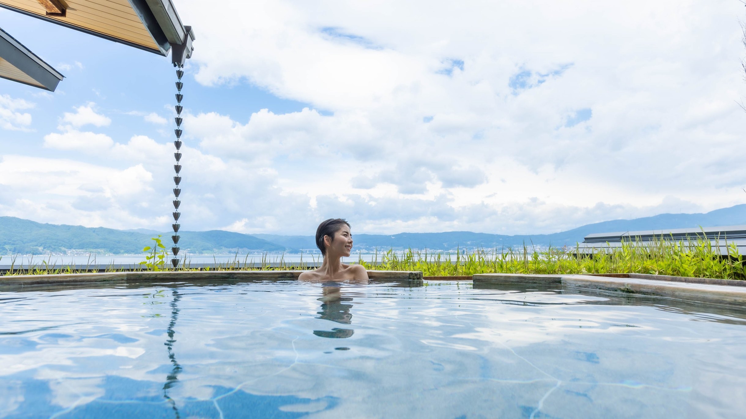 【諏訪の夏】避暑旅割！涼を求めて≪お日にち限定！お一人につき2200円お得！≫【朱白御膳・1泊2食】
