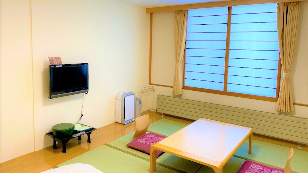 ☆和室１０帖☆静かなお部屋です！！