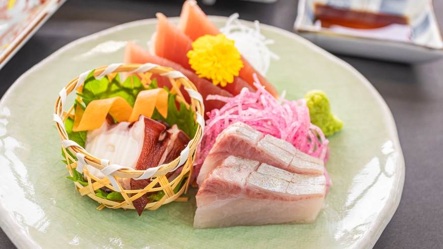 【楽天スーパーSALE】基本プランが特別価格に！猪苗代湖一望＆黄金色の湯を楽しむ