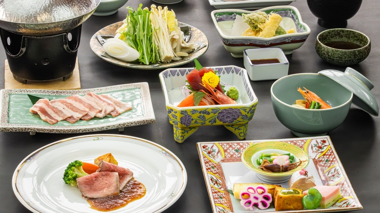 【楽天月末セール】行楽シーズン到来！今だけの特別プライス♪猪苗代湖一望の黄金色の湯♪《基本プラン》