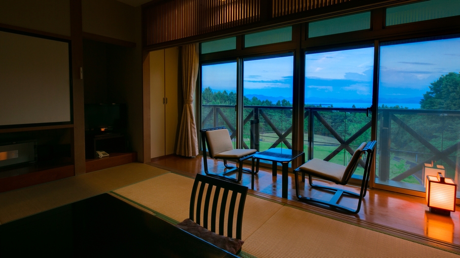 【夕食付きプラン】朝は自由に、夜はゆっくり温泉と旬の食材の夕食を愉しむ旅！