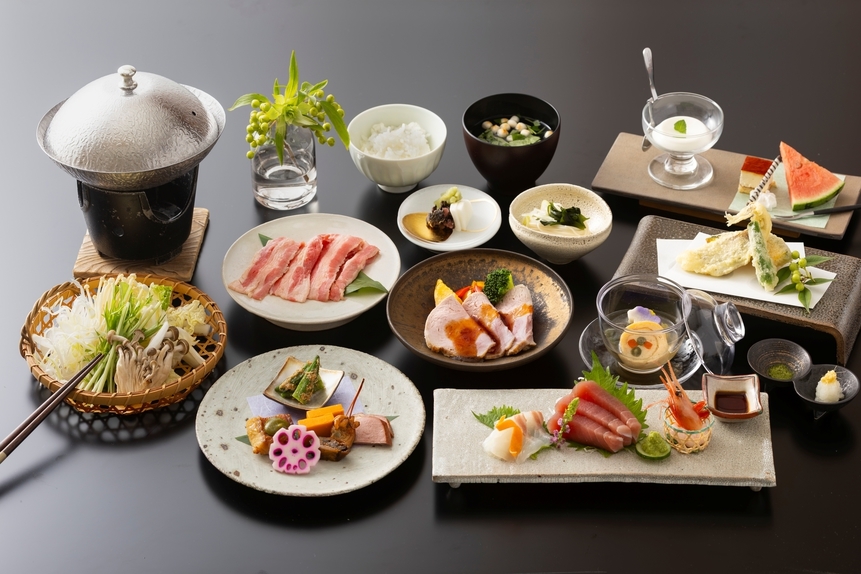 【基本プラン】自家源泉と旬の味覚を愉しむ！四季の里スタンダード２食付きプラン！