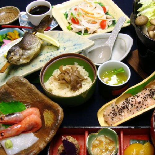 [Contoh makan malam] Nikmati makan malam khas Shinshu yang memanfaatkan bahan-bahan lokal sebaik mungkin.