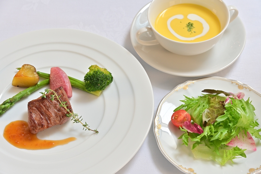 【楽天スーパーSALE】【美活】Refaでととのうご褒美ステイ/夕食は限定フレンチコース