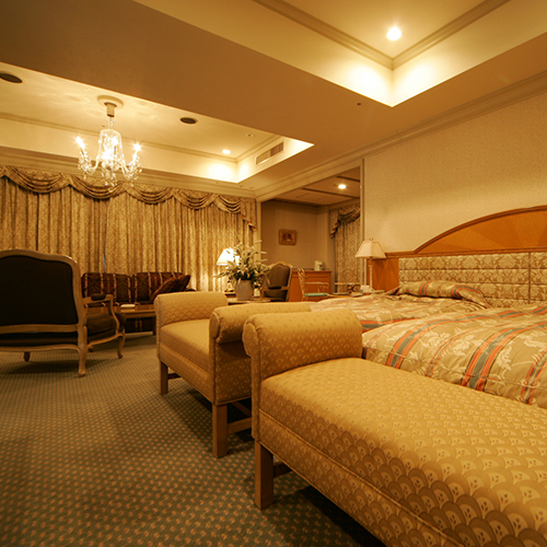 Royal Suite (bedroom)