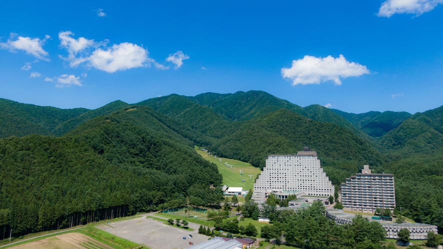 ウイングタワー空撮　夏