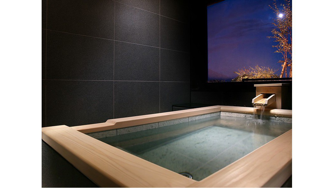 ジャパニーズガーデンスイート 客室温泉