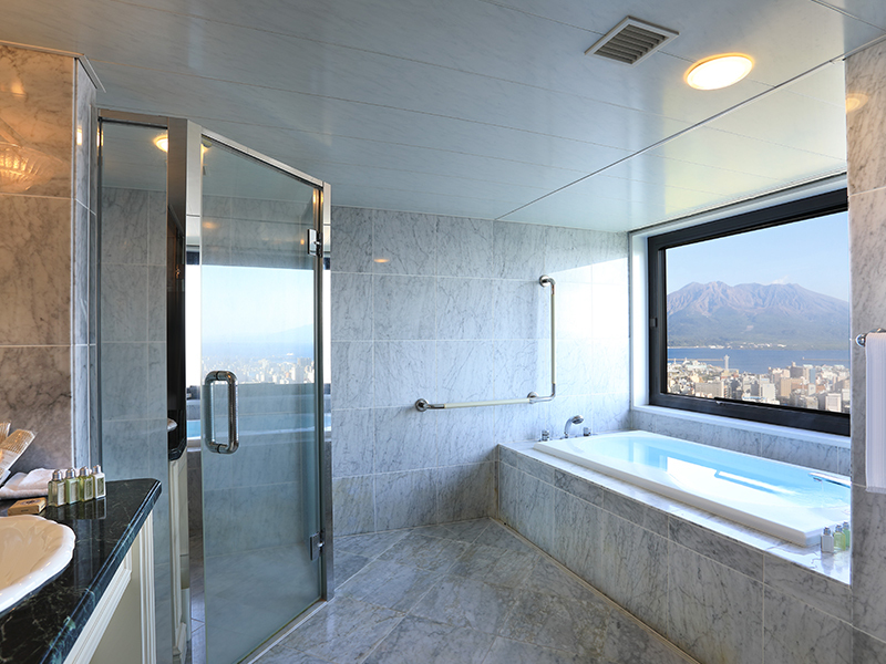 SAKURAJIMAロイヤルスイート　バスルーム