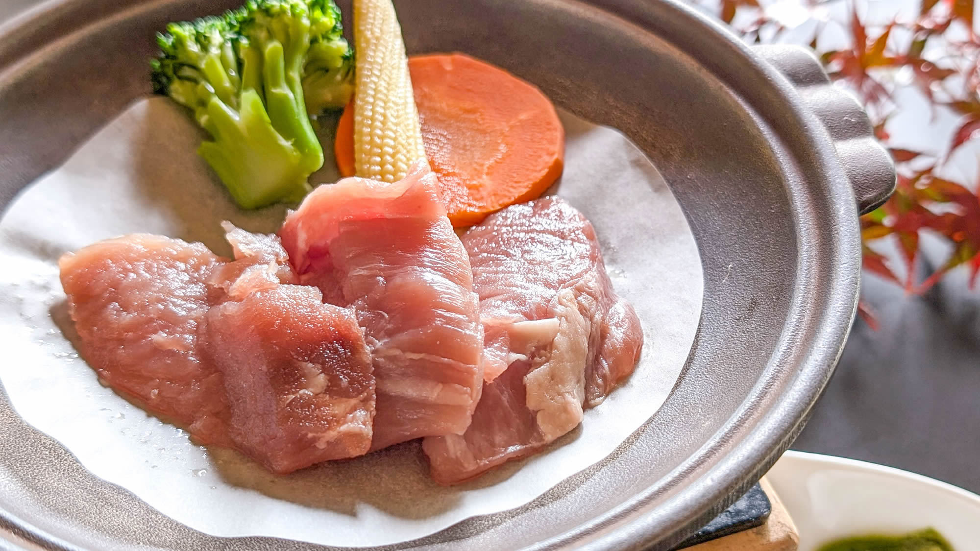 【秋】＜自慢の会席〜旬彩＞「豚ひれ陶板焼きバジルソース」「秋鮭味噌鍋」「牛蒡餅天婦羅」