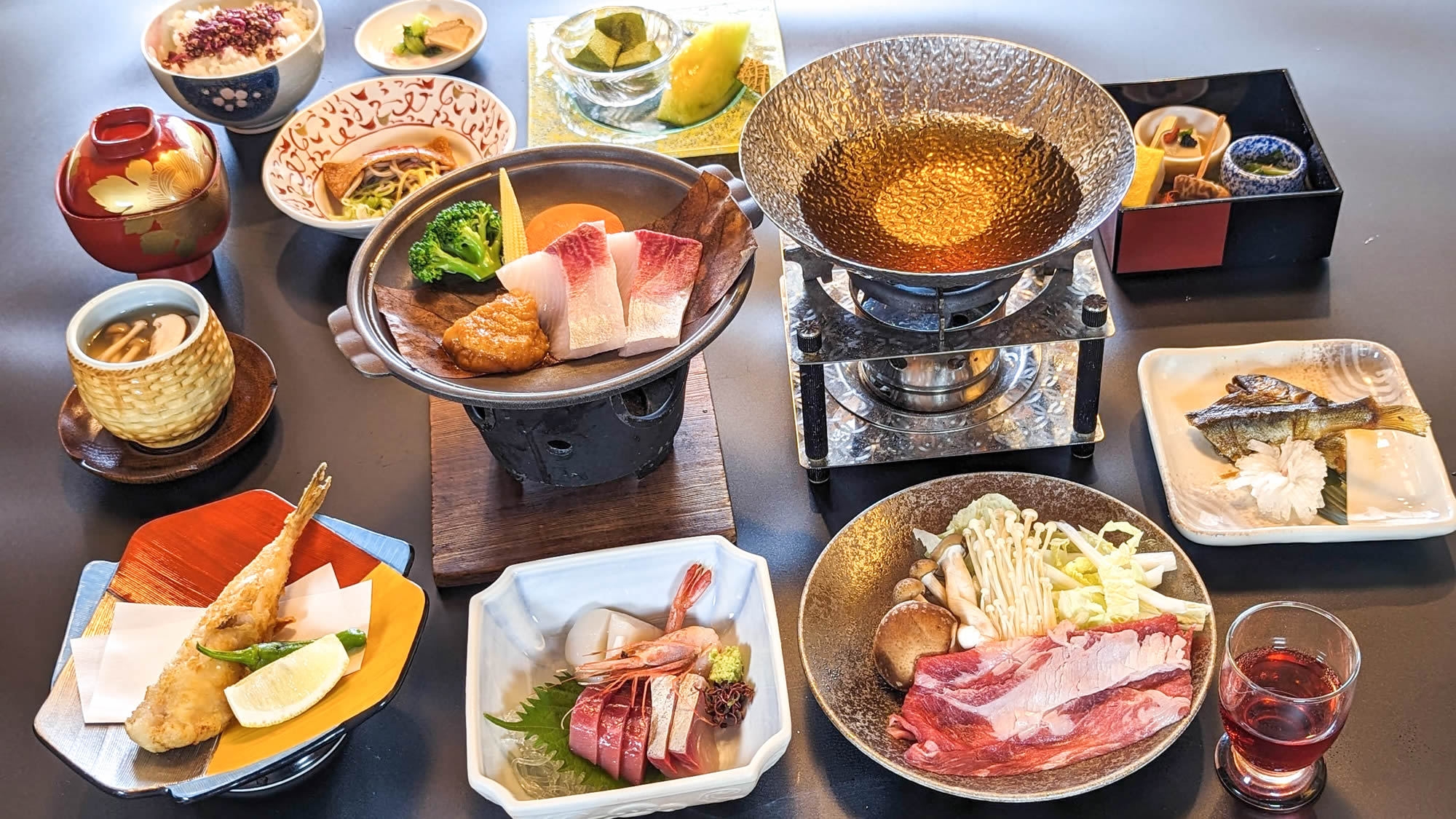 【冬】おすすめ懐石〜華彩「国産牛のきのこ鍋」「鰤の陶板焼き」「鮎の甘露煮」「ふぐ唐揚げ」「造り四種」