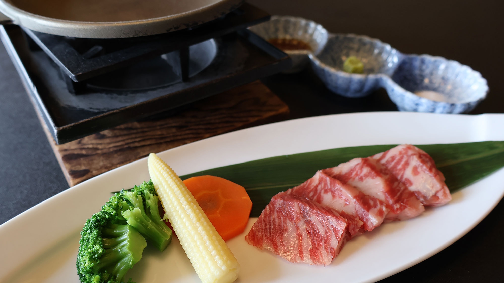 【夏】＜こだわり懐石〜花紀行＞ 「鰻ちり鍋」「飛騨牛陶板」「あゆ塩焼き」「お造り五種」など全13品