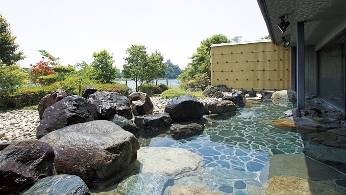 【冬】＜自慢の会席〜旬彩＞ 「鯛ブイヨン鍋」「冬鴨朴葉焼き」「里芋けしの実揚げ」など全12品
