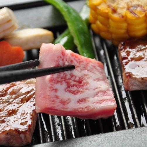 【渓谷美と癒しの隠れ家】女子旅限定・絶景露天と美食で心満たす休日