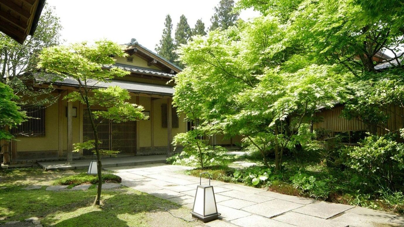 【新潟吟味特選】贅沢特選会席〜旬の逸品をお好みで「佐渡島の金山」世界遺産登録１周年記念【美食旅】