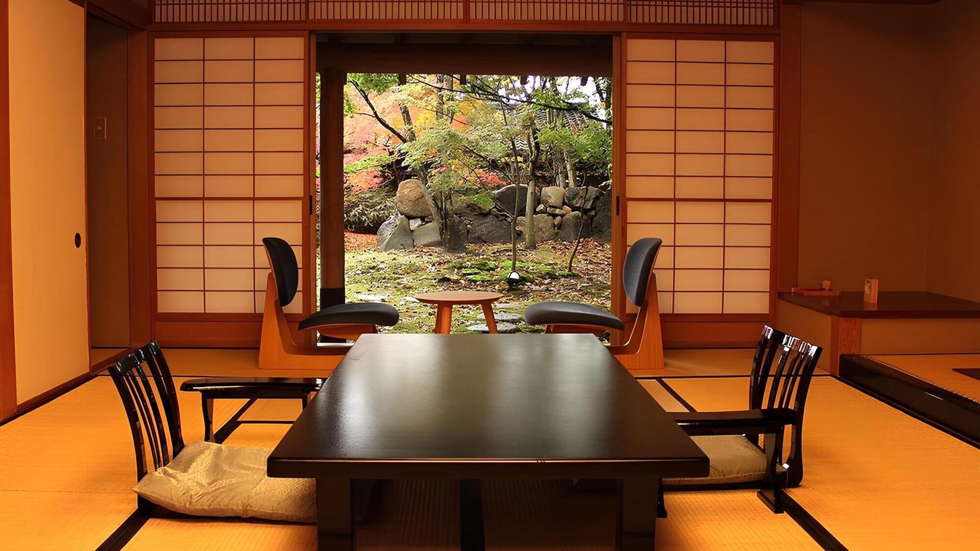 庭園特別室和室ベッドルーム檜風呂付