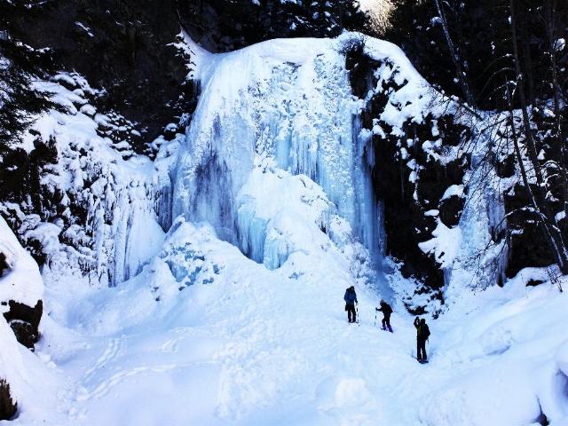 乗鞍高原　氷瀑のの善五郎の滝