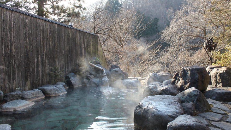 冬の露天風呂（女性）